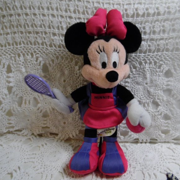 Minie/Mickey mouse figures(274botm) preowned clean good condition - Picture 10 of 10